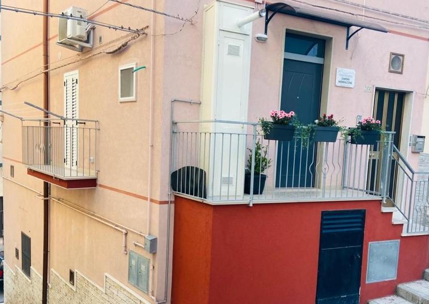 Casa Vacanze Dimora Monfalcone 蒙泰斯卡廖索 外观 照片
